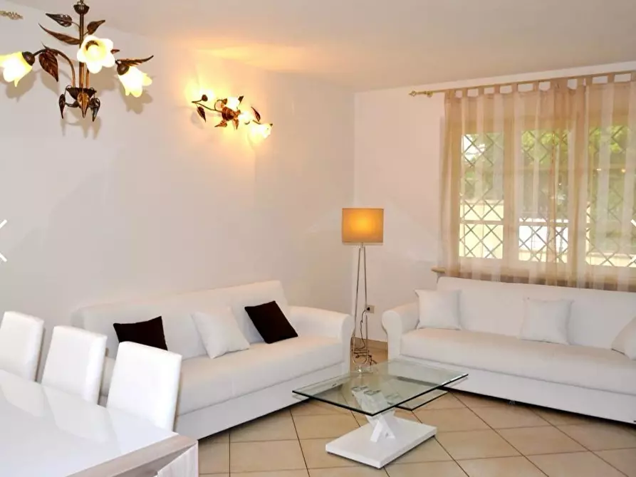 Immagine 5 di Casa bifamiliare in vendita  a Seravezza