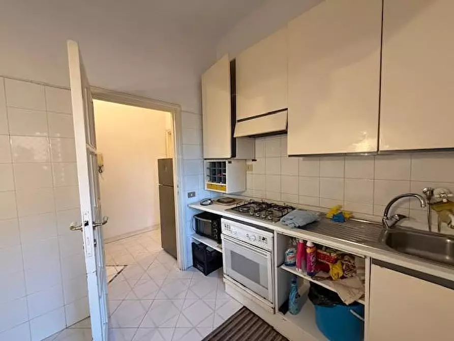 Immagine 4 di Appartamento in vendita  a Siena