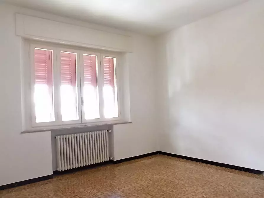 Immagine 11 di Appartamento in affitto  a Lucca