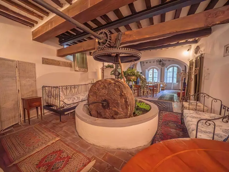 Immagine 35 di Villa in vendita  a Vicopisano