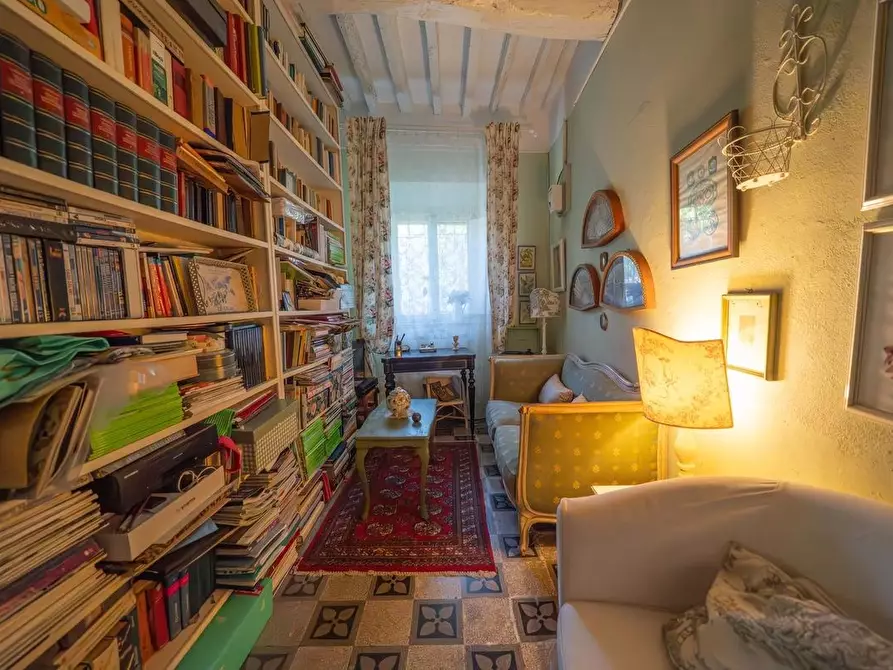 Immagine 14 di Villa in vendita  a Vicopisano