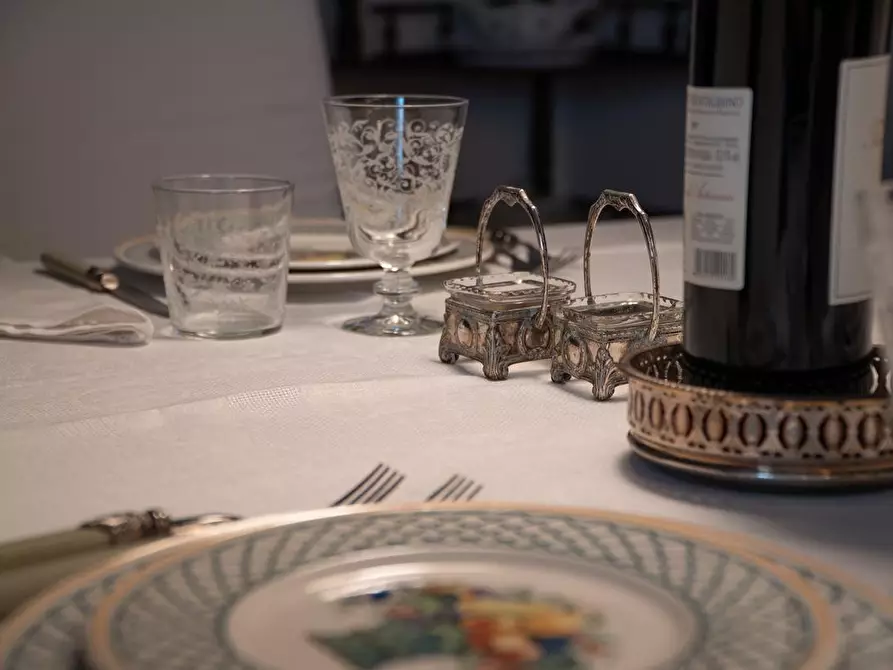 Immagine 46 di Villa in vendita  a Vicopisano