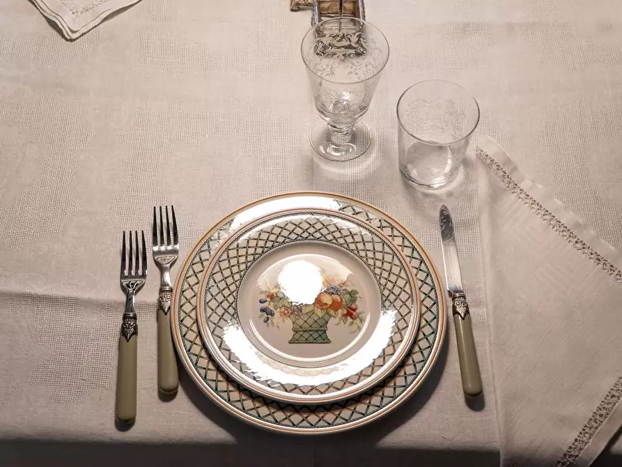 Immagine 38 di Villa in vendita  a Vicopisano