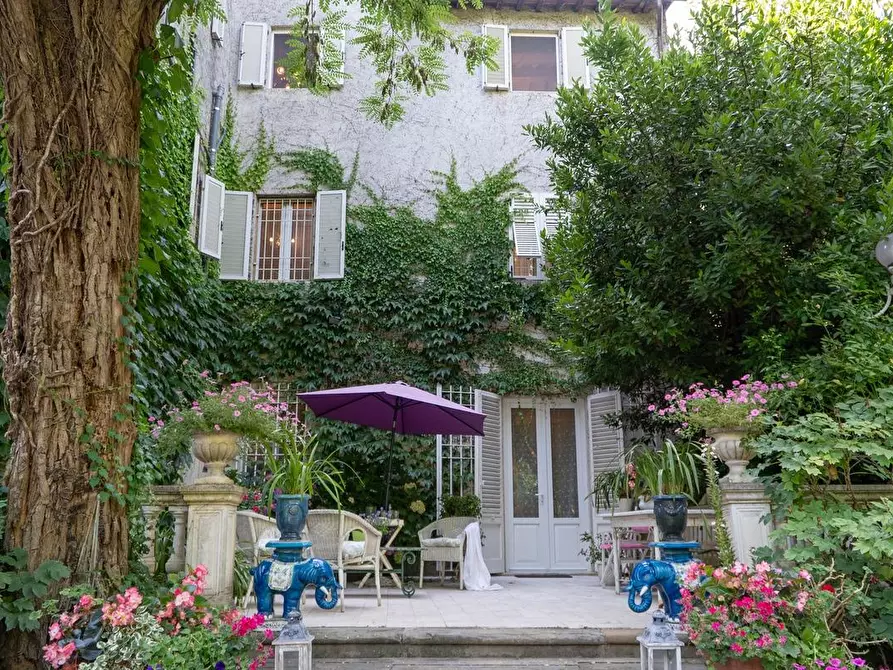 Immagine 1 di Villa in vendita  a Vicopisano