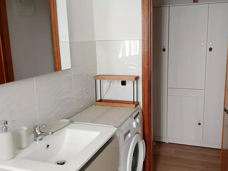 Immagine 9 di Appartamento in affitto  a Rosignano Marittimo