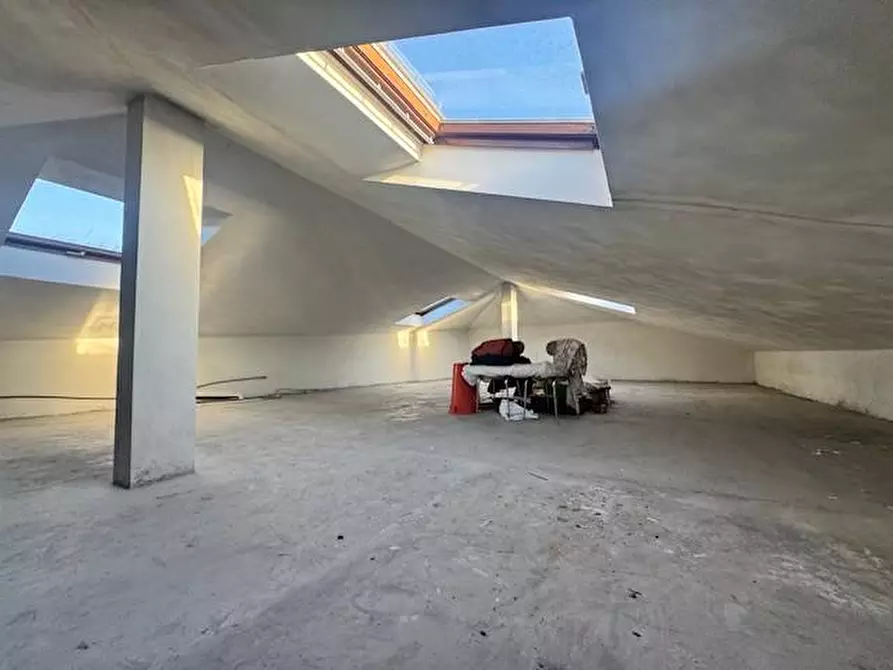 Immagine 11 di Casa bifamiliare in vendita  a Carrara