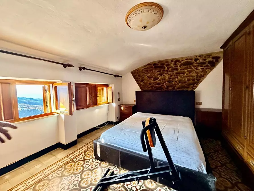 Immagine 17 di Terratetto in vendita  a Massa