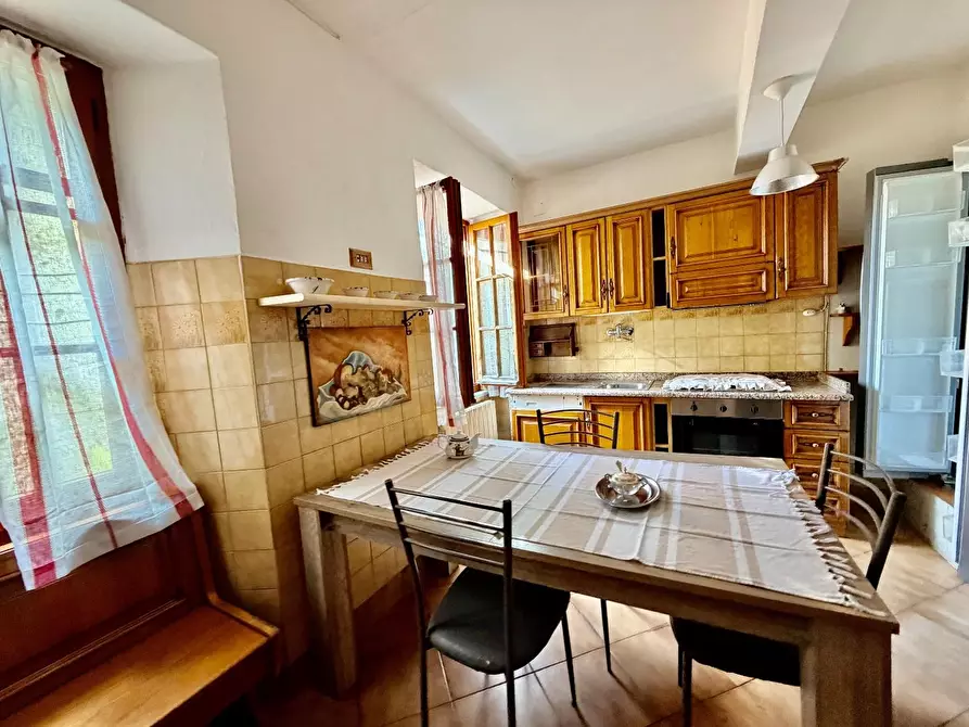 Immagine 22 di Terratetto in vendita  a Massa