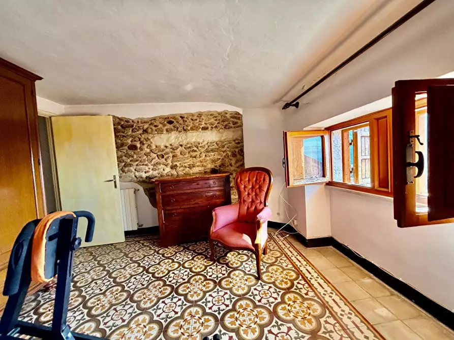 Immagine 19 di Terratetto in vendita  a Massa