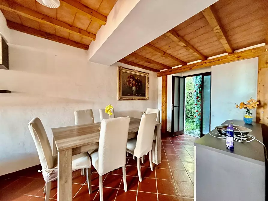 Immagine 7 di Terratetto in vendita  a Massa