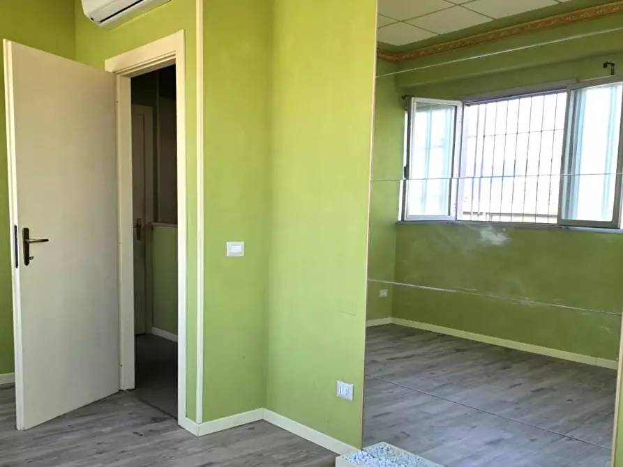 Immagine 4 di Ufficio in vendita  a Pisa