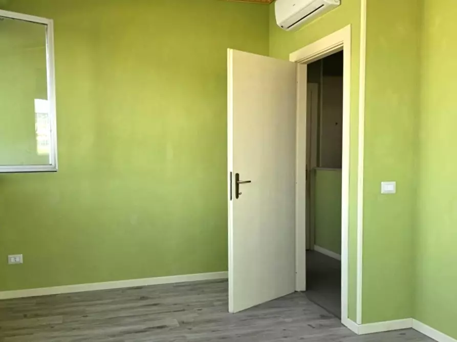 Immagine 1 di Ufficio in vendita  a Pisa