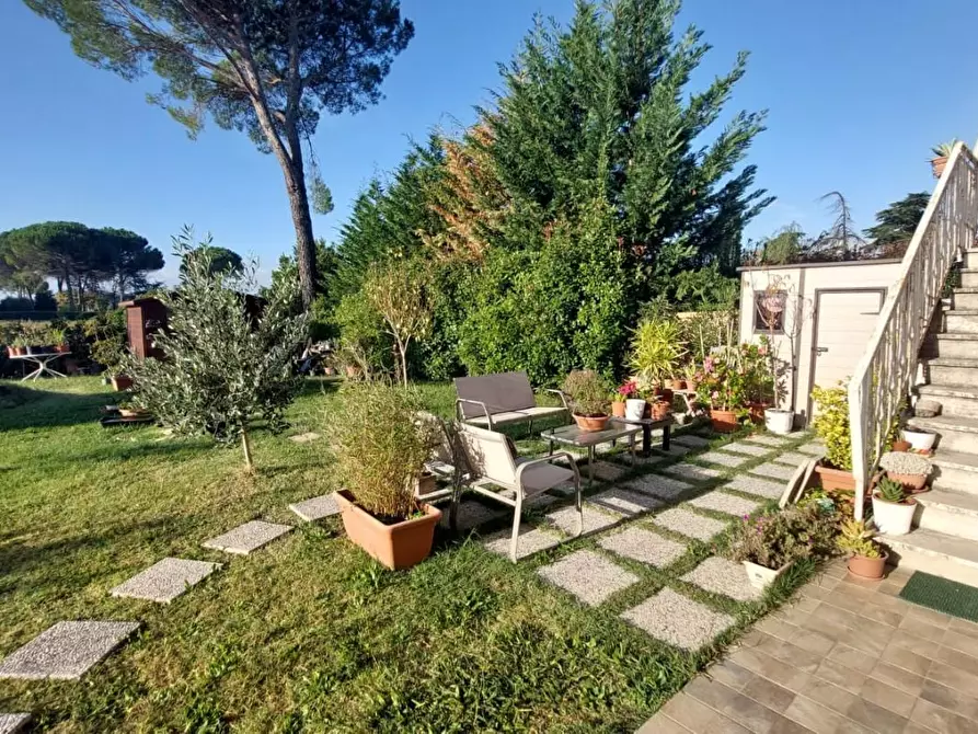 Immagine 6 di Porzione di casa in vendita  a Santa Maria A Monte