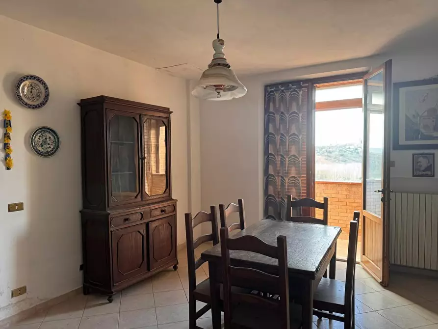 Immagine 5 di Casa bifamiliare in vendita  a Siena