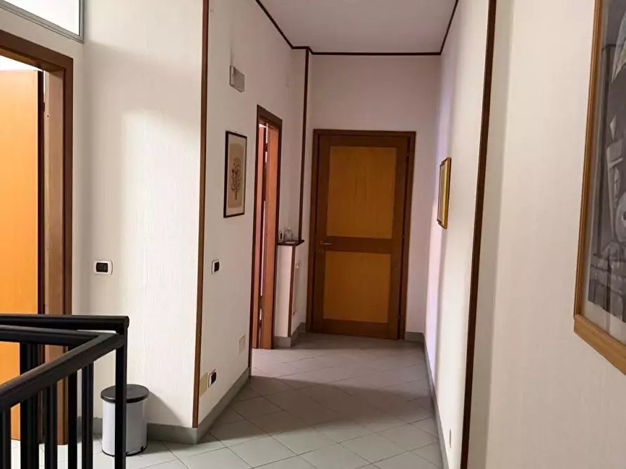 Immagine 6 di Appartamento in vendita  a Castelnuovo Magra