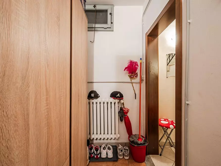 Immagine 16 di Appartamento in vendita  a Reggio Nell'emilia