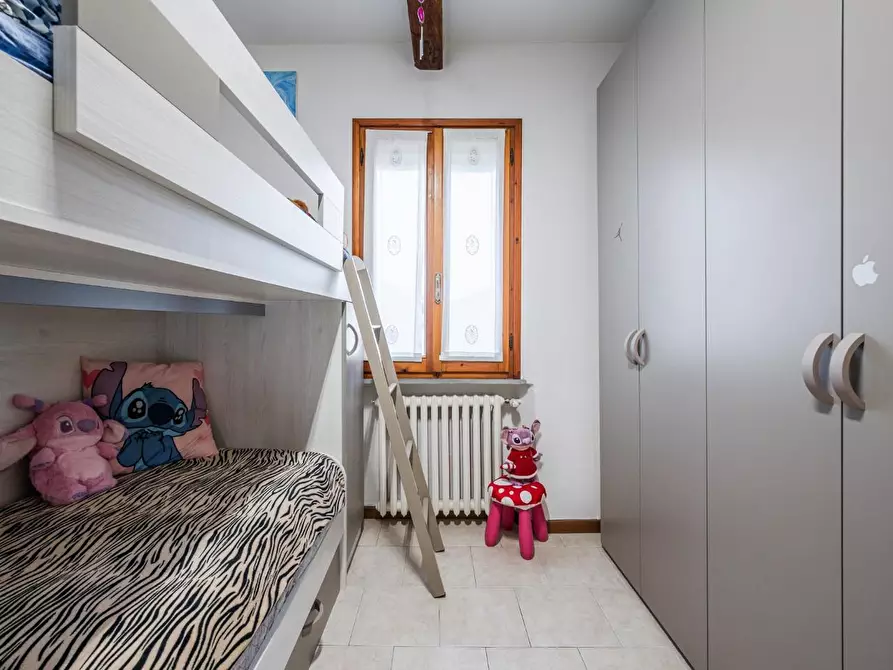 Immagine 26 di Appartamento in vendita  a Reggio Nell'emilia