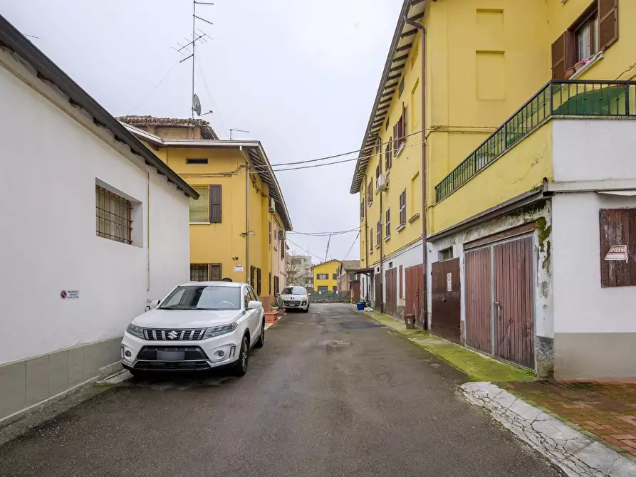 Immagine 32 di Appartamento in vendita  a Reggio Nell'emilia