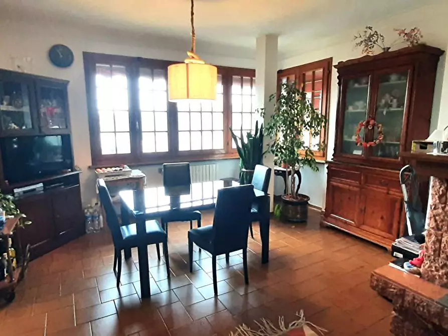 Immagine 18 di Villa in vendita  a Castellina Marittima