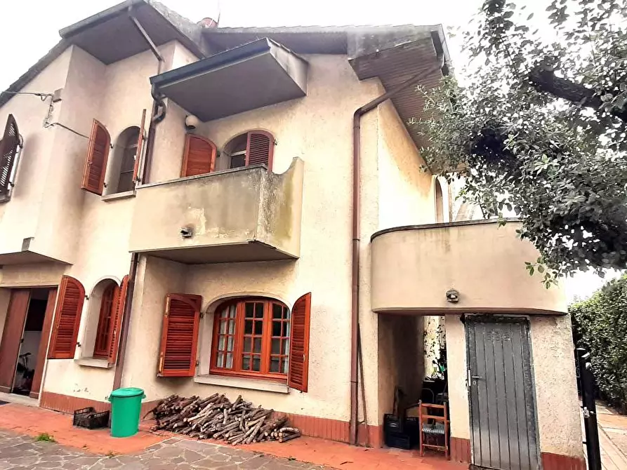 Immagine 61 di Villa in vendita  a Castellina Marittima