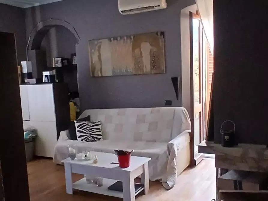 Immagine 3 di Appartamento in vendita  a Carrara