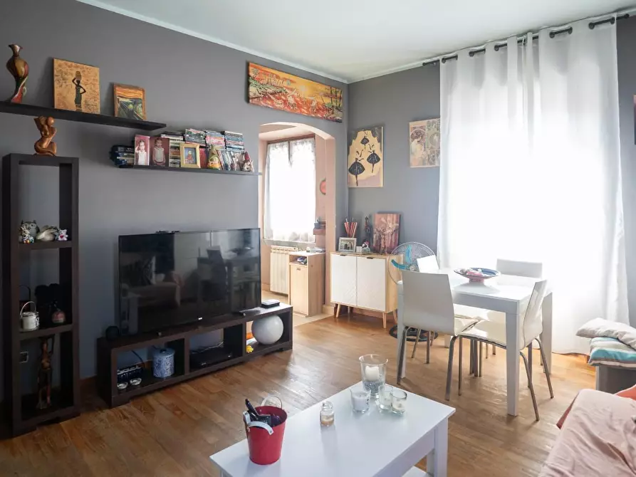 Immagine 3 di Appartamento in vendita  a Carrara