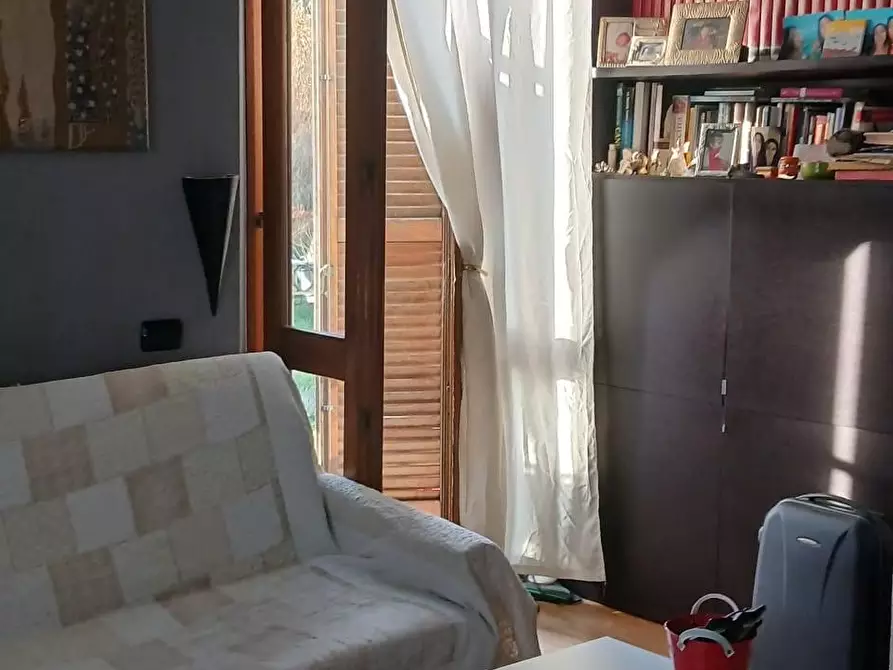 Immagine 5 di Appartamento in vendita  a Carrara