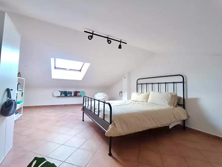 Immagine 17 di Appartamento in vendita  a Massa