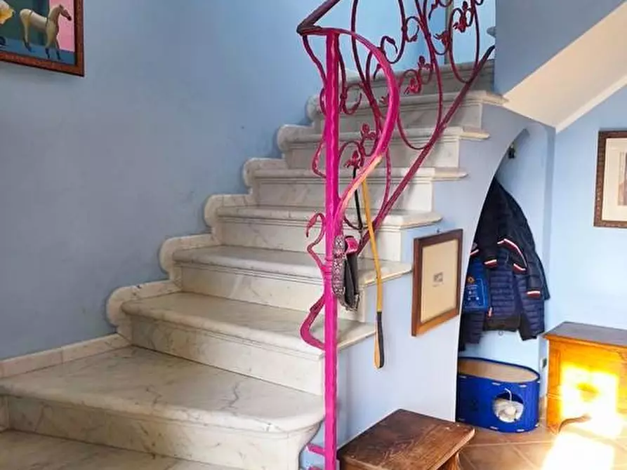 Immagine 7 di Casa semindipendente in vendita  a Carrara