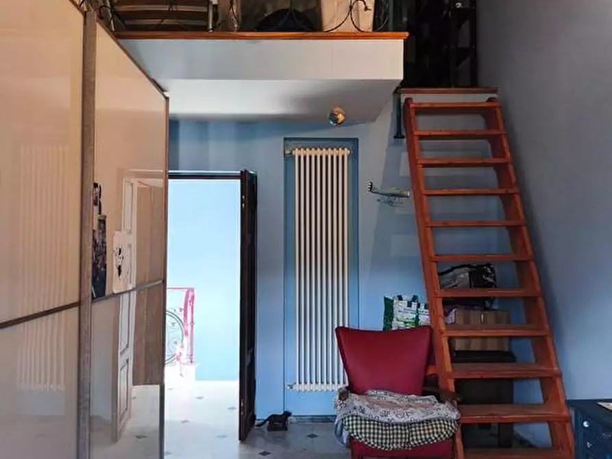 Immagine 14 di Casa semindipendente in vendita  a Carrara