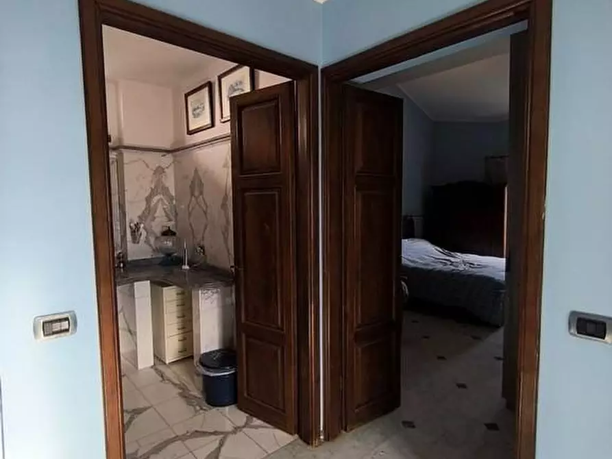 Immagine 18 di Casa semindipendente in vendita  a Carrara