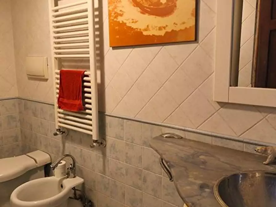 Immagine 28 di Casa semindipendente in vendita  a Carrara