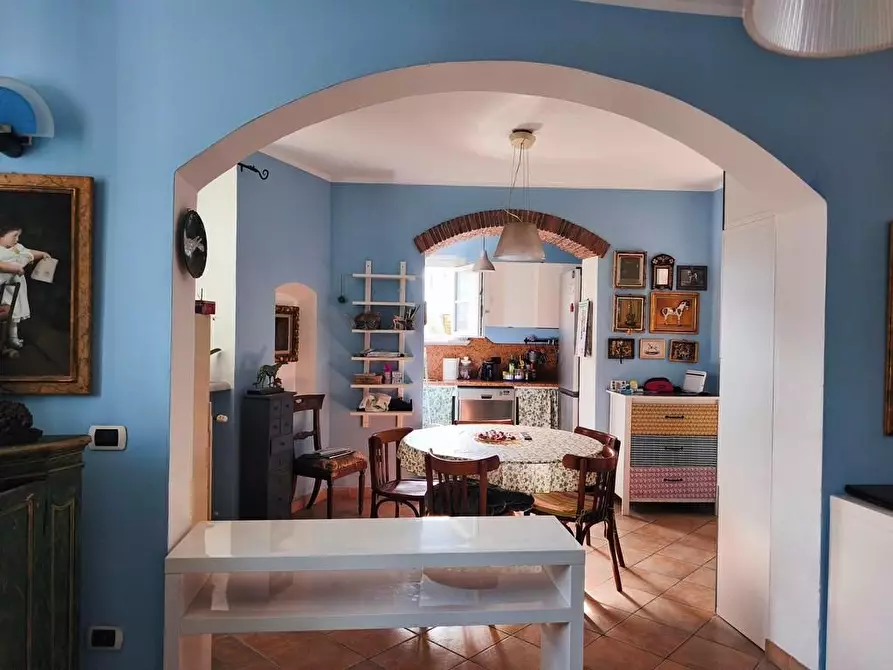 Immagine 2 di Casa semindipendente in vendita  a Carrara