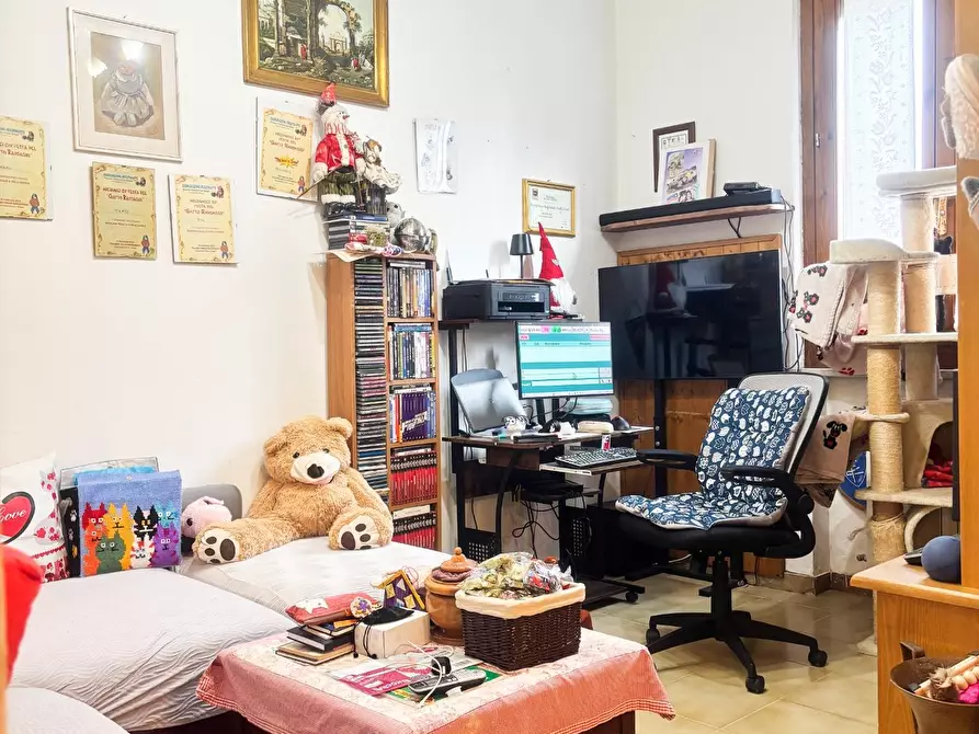 Immagine 22 di Appartamento in vendita  a Empoli