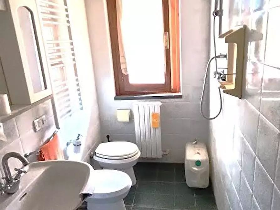 Immagine 8 di Casa bifamiliare in vendita  a San Giuliano Terme