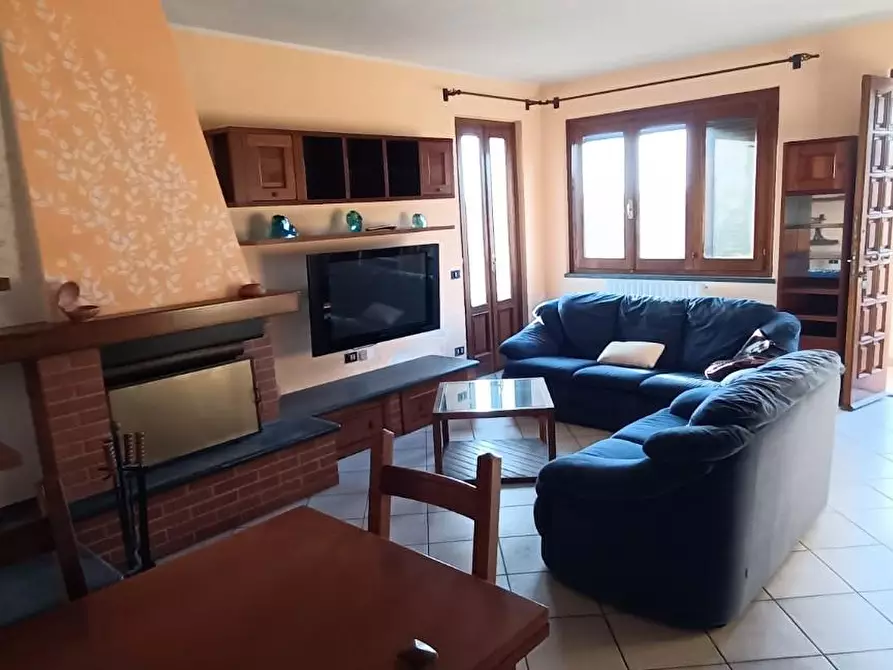 Immagine 1 di Casa bifamiliare in vendita  a San Giuliano Terme