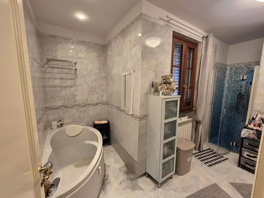 Immagine 9 di Villetta a schiera in vendita  a Capannori