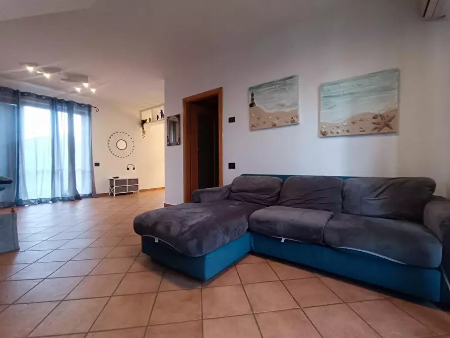 Immagine 7 di Appartamento in vendita  a Massa