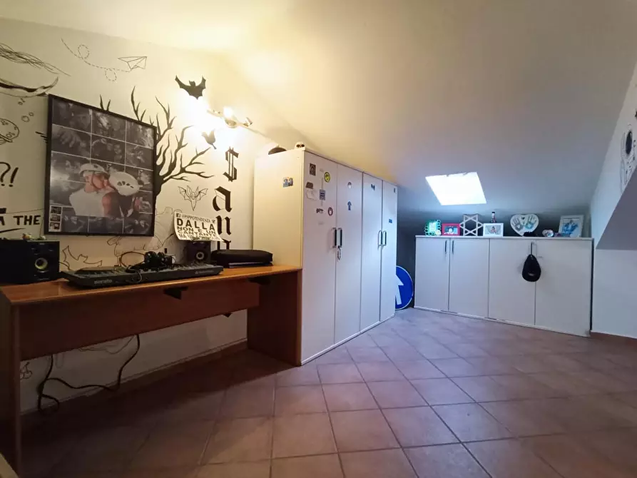 Immagine 16 di Appartamento in vendita  a Massa