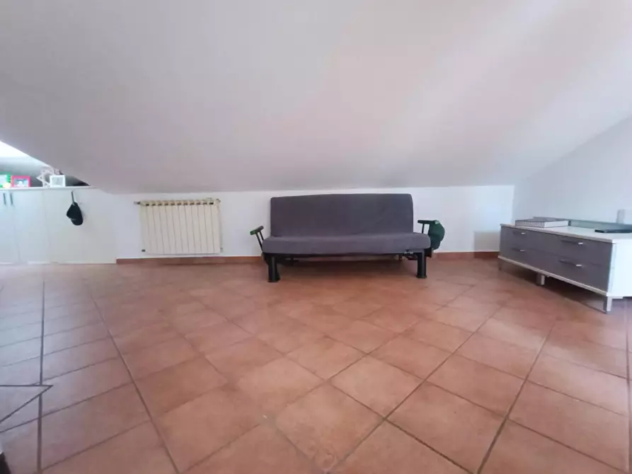 Immagine 21 di Appartamento in vendita  a Massa