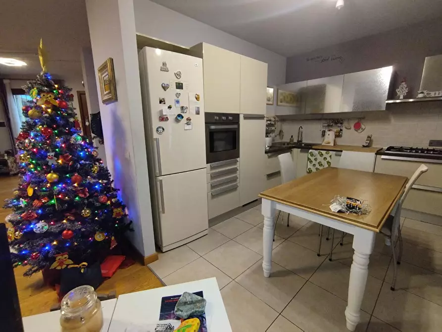 Immagine 5 di Villetta a schiera in vendita  a San Giuliano Terme