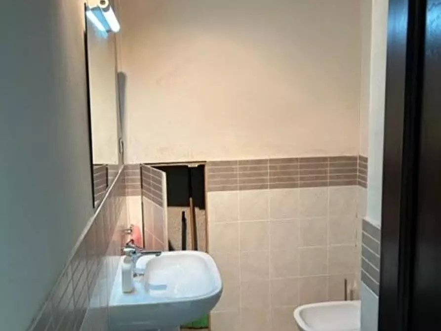 Immagine 3 di Porzione di casa in vendita  a Siena