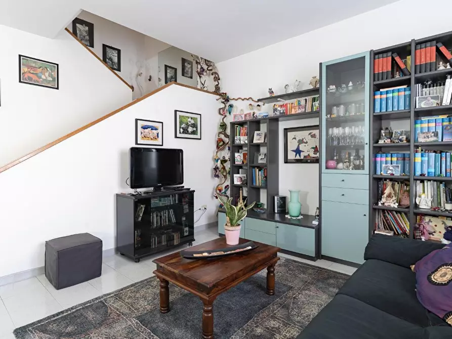 Immagine 11 di Villetta a schiera in vendita  a Empoli