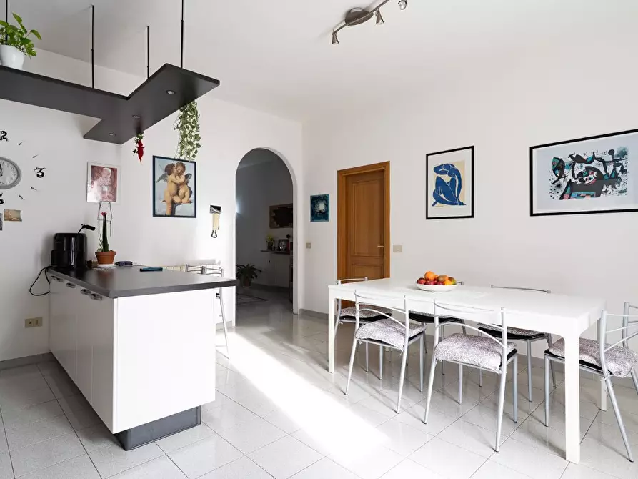 Immagine 2 di Villetta a schiera in vendita  a Empoli