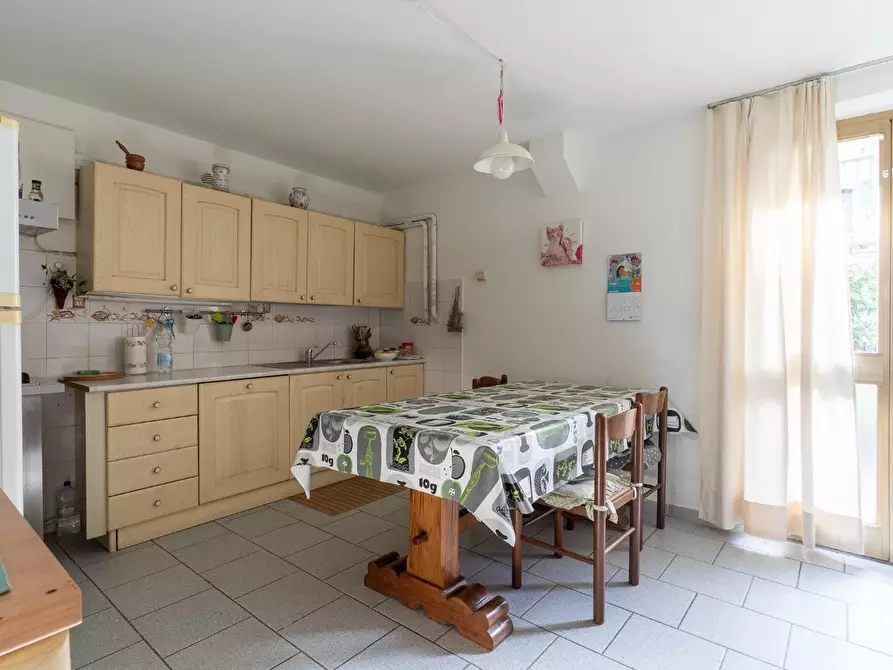 Immagine 42 di Villetta a schiera in vendita  a Empoli