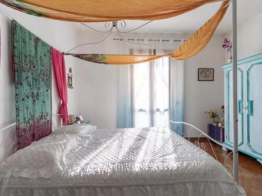 Immagine 24 di Villetta a schiera in vendita  a Empoli