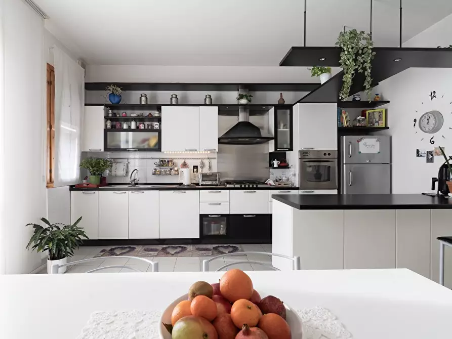 Immagine 6 di Villetta a schiera in vendita  a Empoli