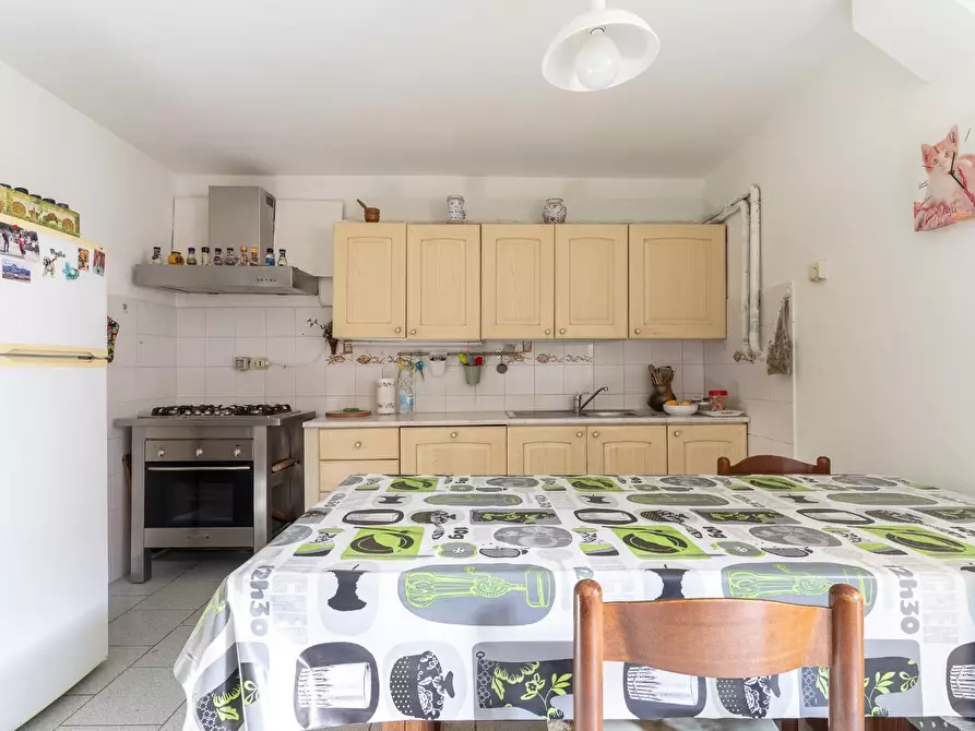 Immagine 41 di Villetta a schiera in vendita  a Empoli