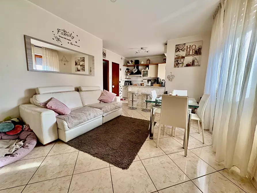 Immagine 3 di Appartamento in vendita  a Colle Di Val D'elsa