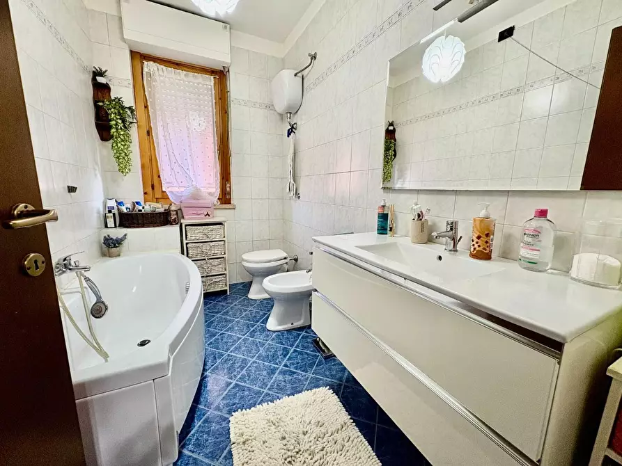 Immagine 22 di Appartamento in vendita  a Colle Di Val D'elsa